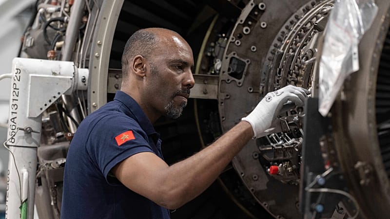 Video thumbnail for Aerospace and automotive sectors put Morocco top of Africa's industrialisation index