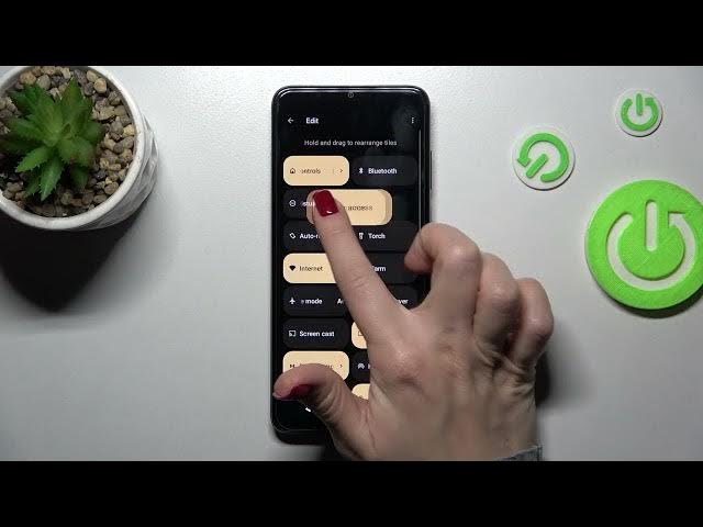 Video thumbnail for How to Edit Notification Panel Shortcuts on MOTOROLA Moto E22