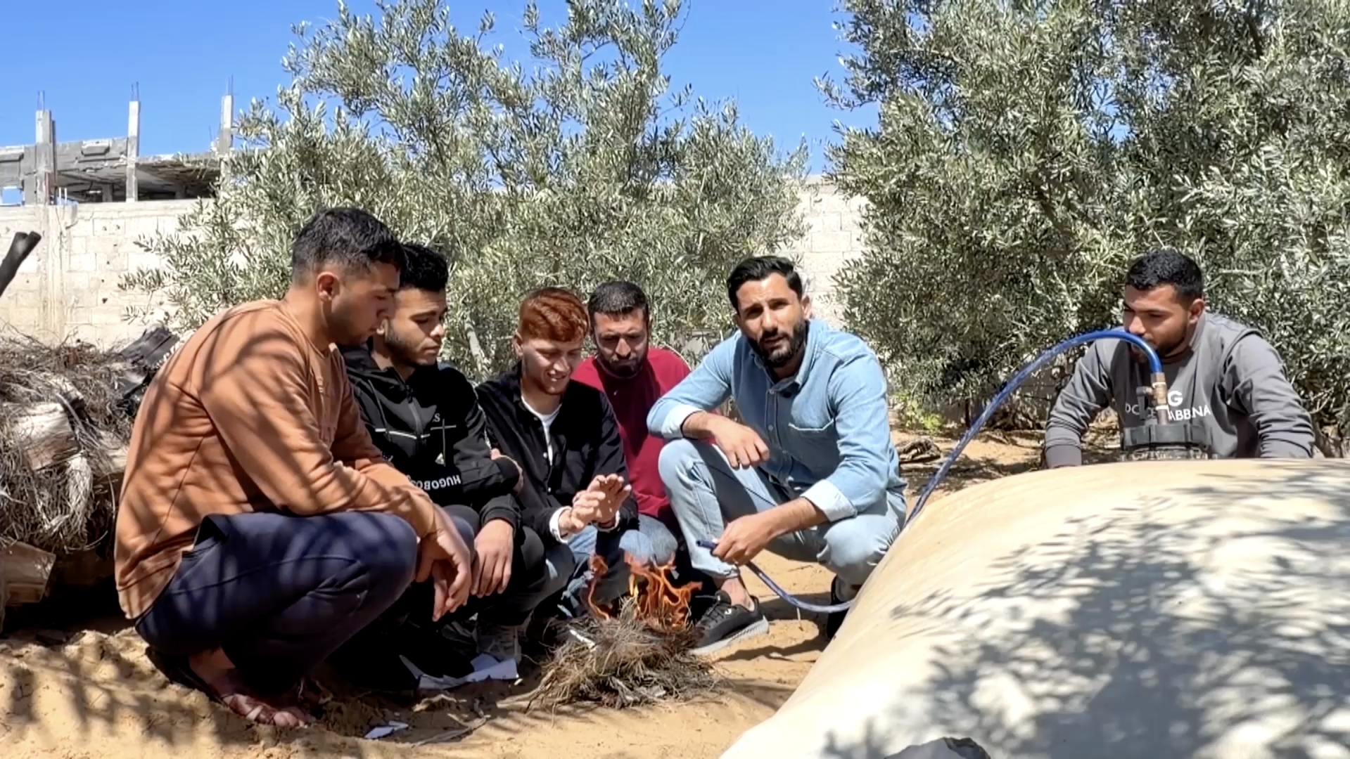 Video thumbnail for Gaza engineers turn waste into fuel