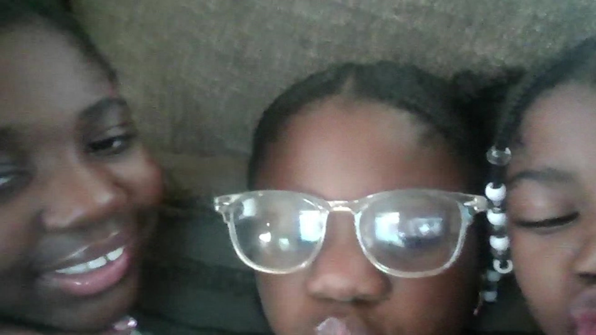 Video thumbnail for dicomobulated moments