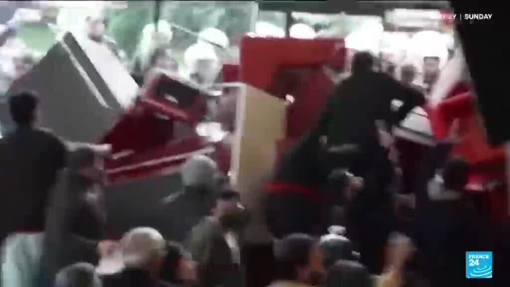 Video thumbnail for Turkish police storm CHP headquarters amid political crisis