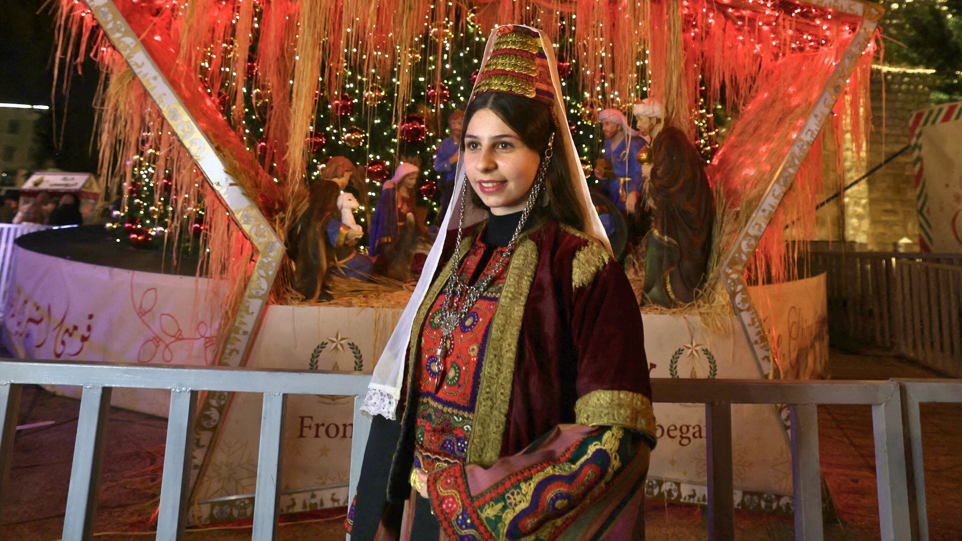 Video thumbnail for Christmas returns to Bethlehem as Palestinian Christians hold onto hope