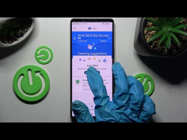Video thumbnail for How to Clean Storage on SONY Xperia 1 IV - Delete Junk Files