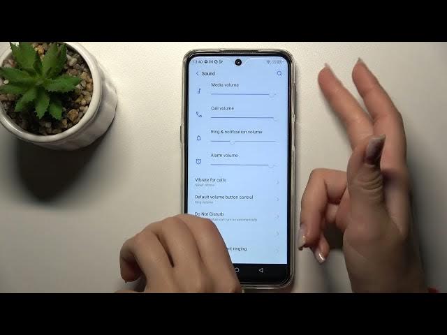 Video thumbnail for UleFone Note 13P - How To Manage Ringtone Volume