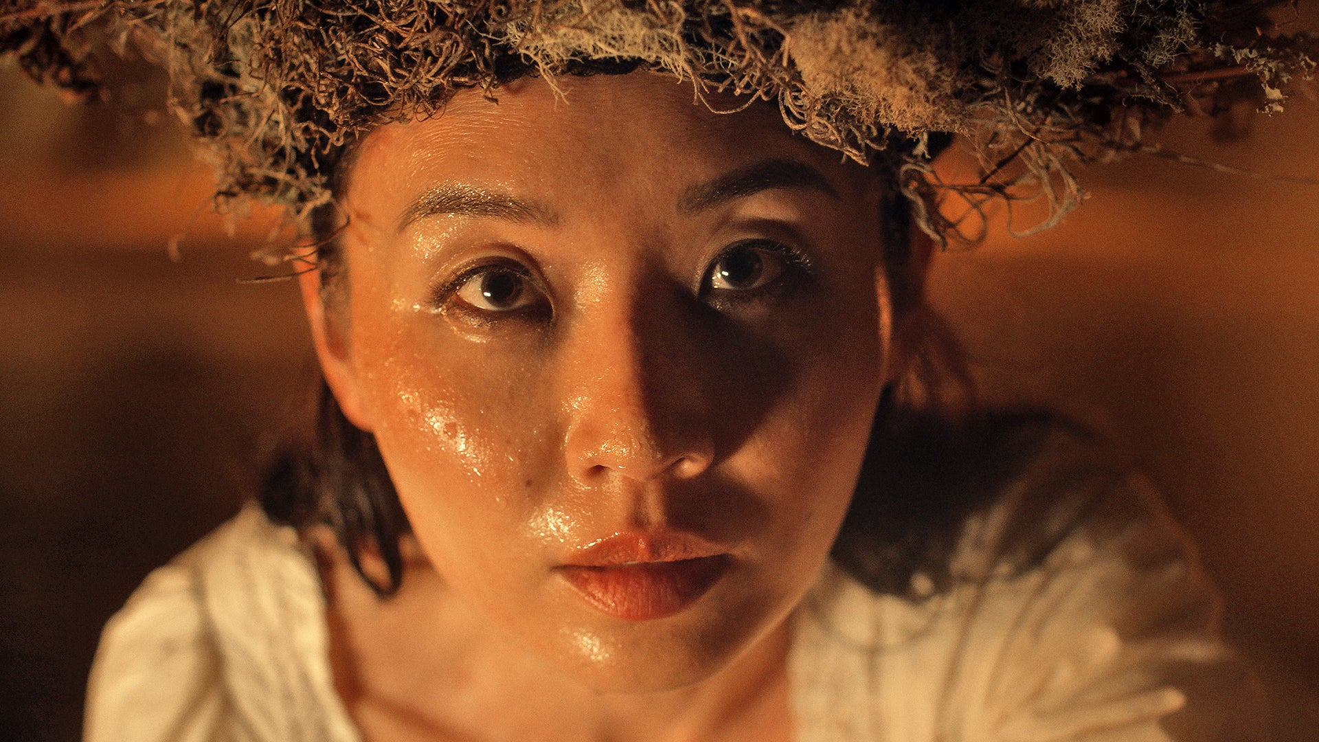 Video thumbnail for Alma & The Wolf - Official Trailer