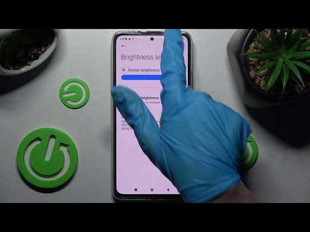 Video thumbnail for How to Turn On/Turn Off the Automatic Screen Brightness on REDMI Note 11 Pro+ - Adaptive Brightness