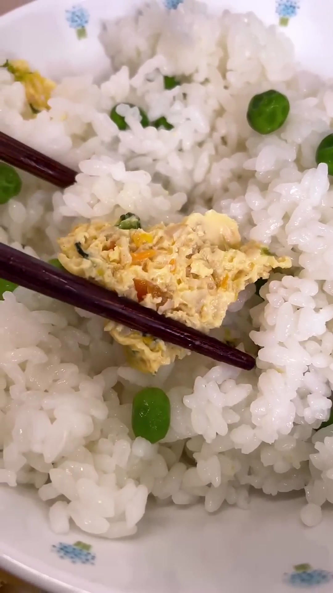 Video thumbnail for What I Eat for School Lunch in Japan - Kyushoku(720P_60FPS)