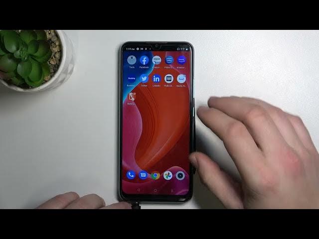 Video thumbnail for How to Connect Wired Headphones in Realme C25Y?