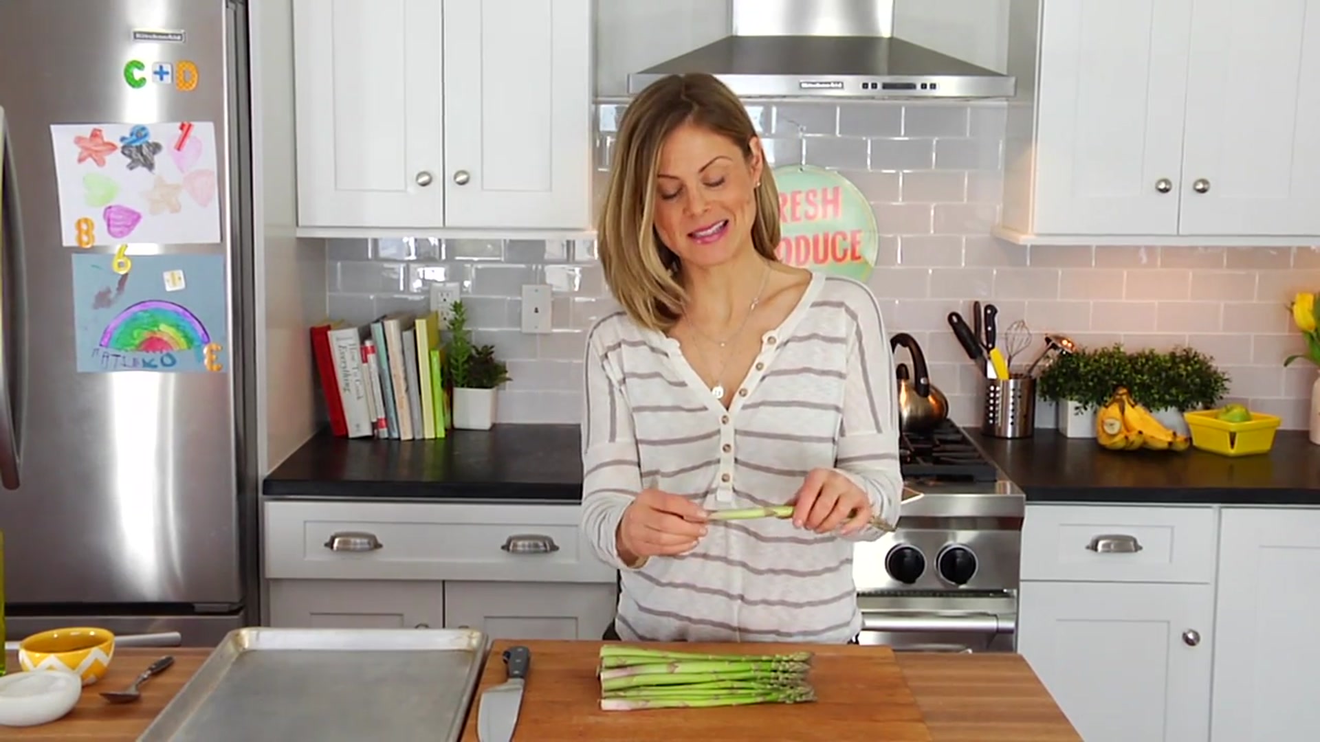 Video thumbnail for How To Make Perfectly Roasted Asparagus(720P HD)