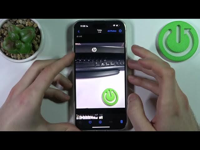 Video thumbnail for How to Take Bust Shot on iPhone 14 Pro Max