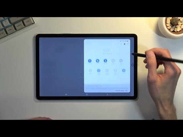 Video thumbnail for Samsung Galaxy Tab s8 Portible HotSpot
