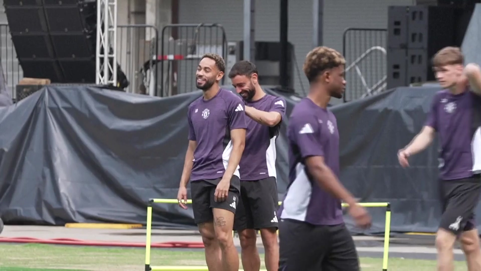 'Video thumbnail for Manchester United get set for first game of U.S. preseason tour'