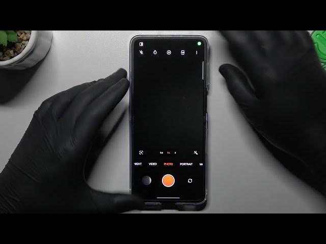 Video thumbnail for How to Change the Volume Buttons Function in the Camera on OPPO Find N2 Flip