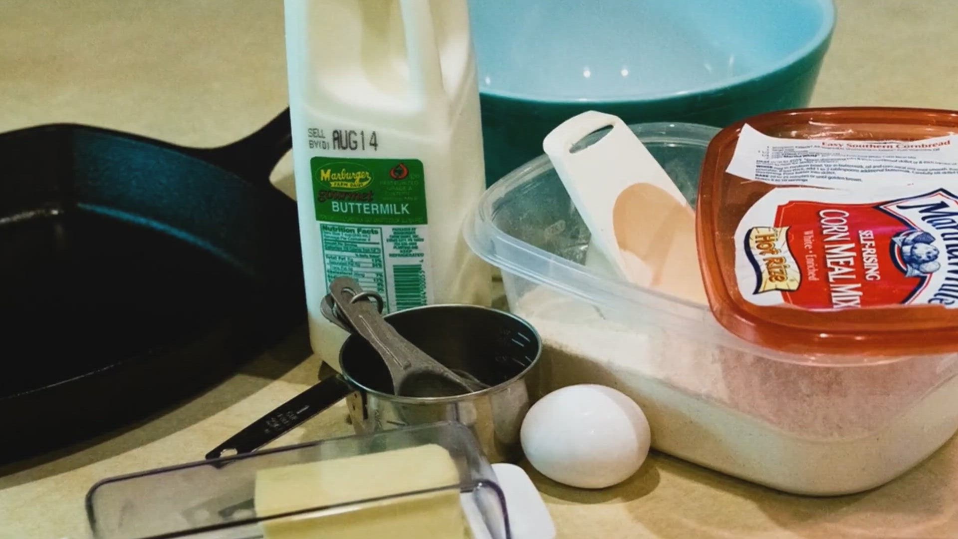 'Video thumbnail for Small Batch Cast Iron Skillet Cornbread Recipe'