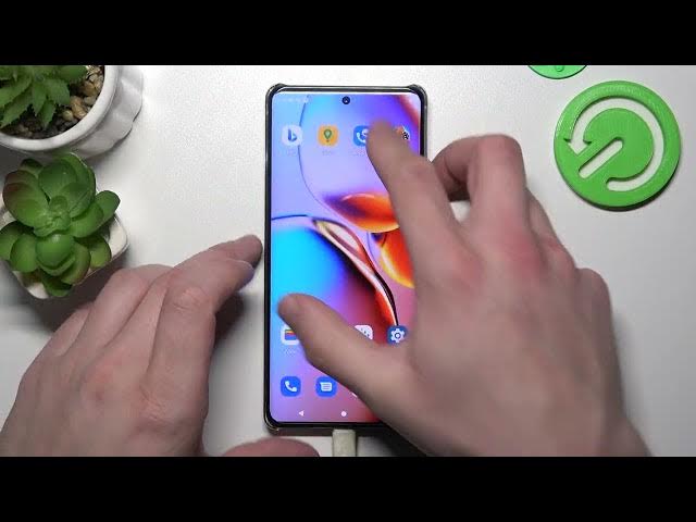 Video thumbnail for How To Turn Off Flashlight On Motorola Edge 40 Pro
