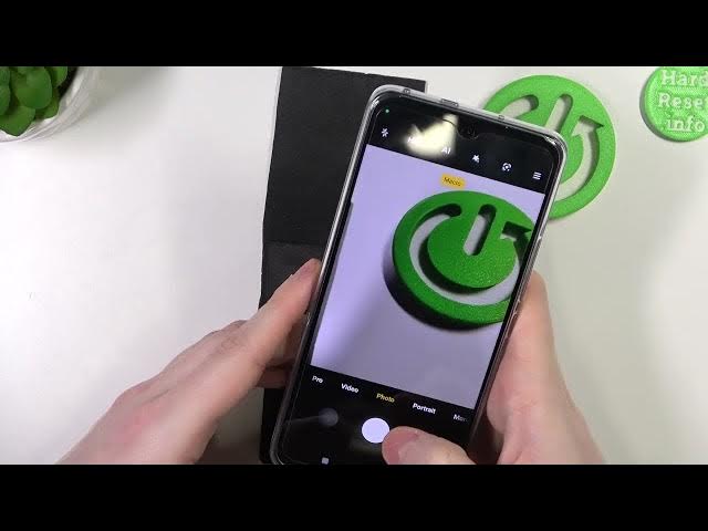 Video thumbnail for How to Take Macro Photos on the XIAOMI 12 Lite