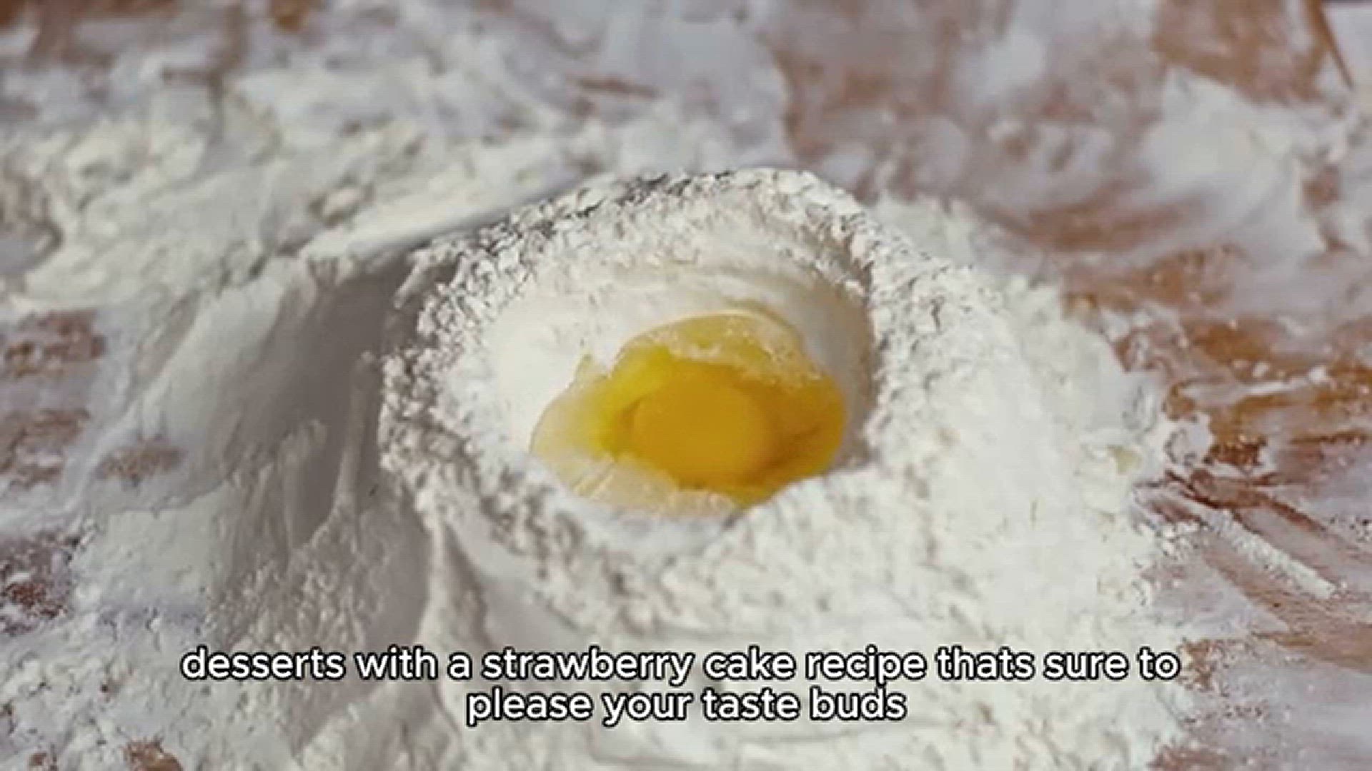 'Video thumbnail for Strawberry cake recipe'