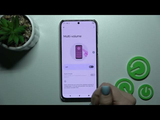 Video thumbnail for How to Find & Manage the Sound Settings on the MOTOROLA Edge 30 Neo