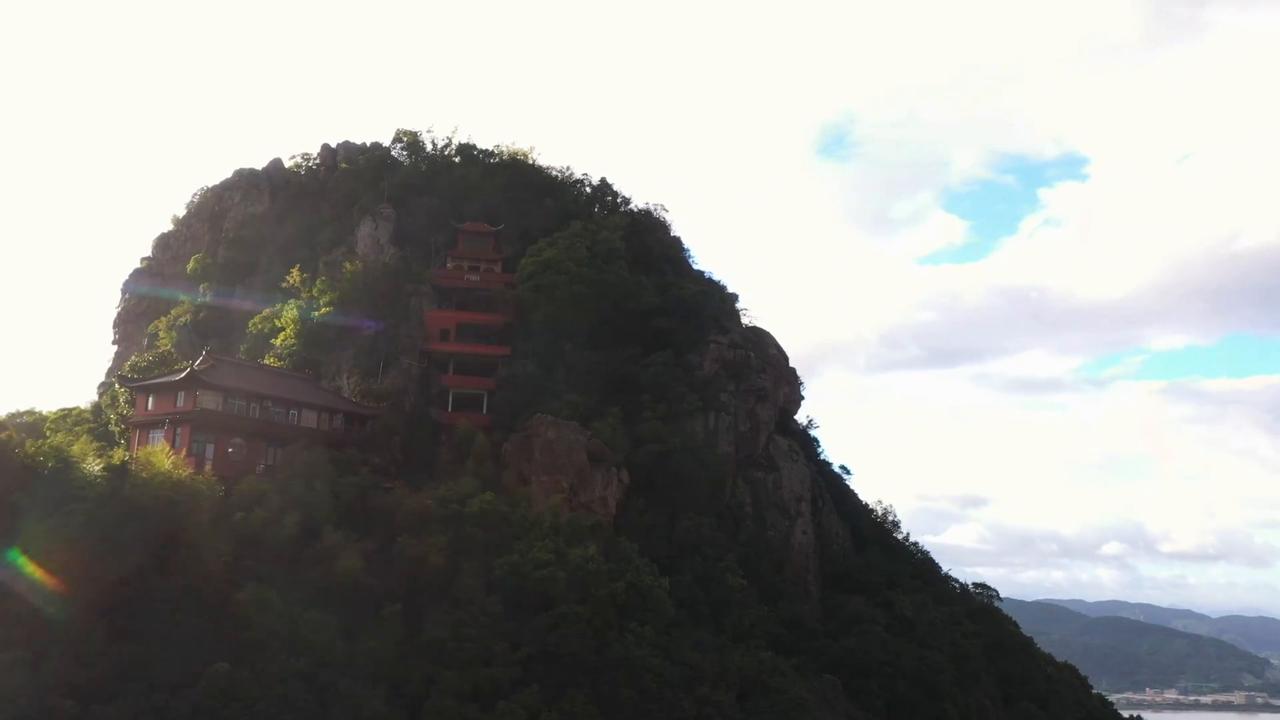 Video thumbnail for China: Matou Mountain Ancient Temple Complex.