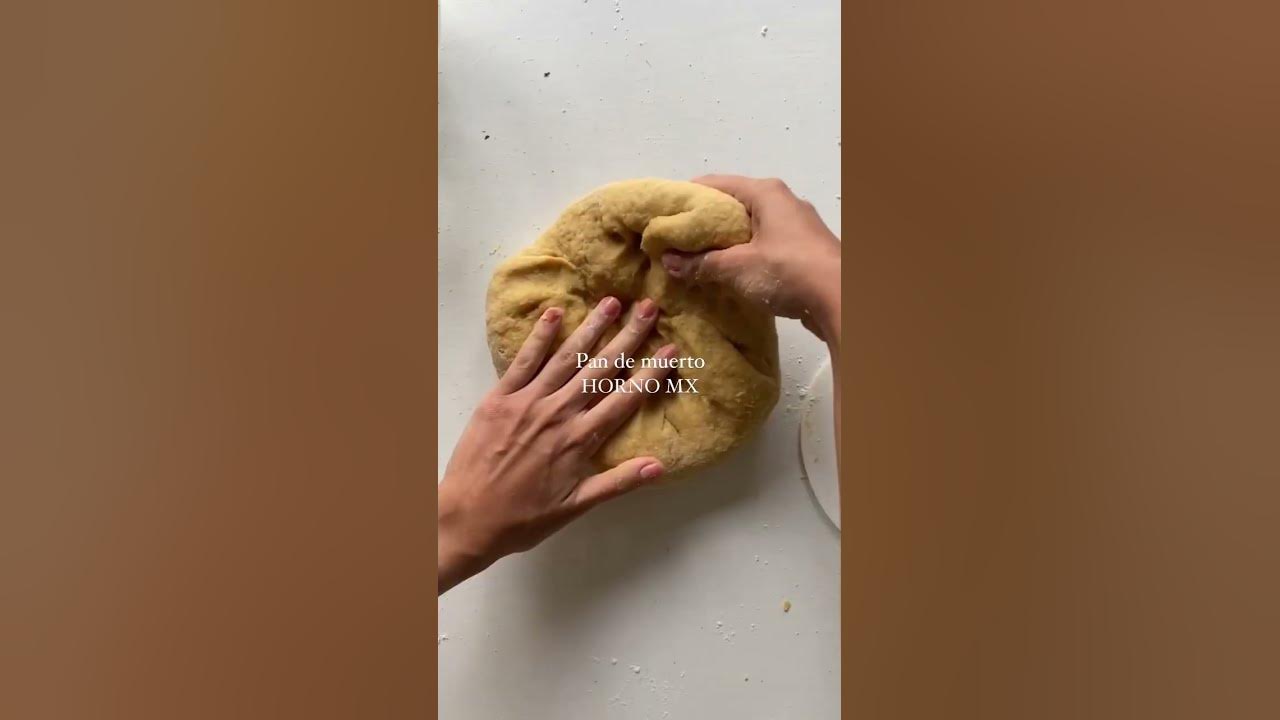 Video thumbnail for Pan de muerto receta Horno Mx #shorts #receta #postres #pandemuerto #pan
