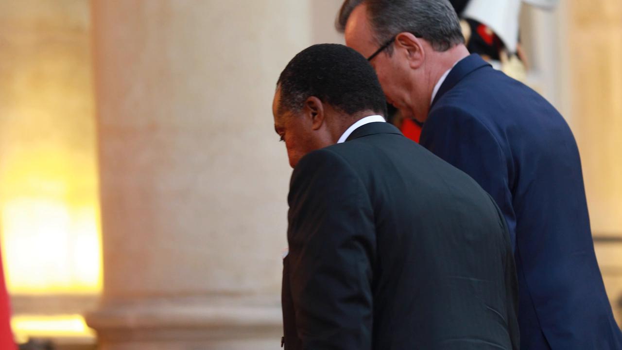 Video thumbnail for France: Macron hosts global leaders at Elysee Palace dinner during International Space Summit.