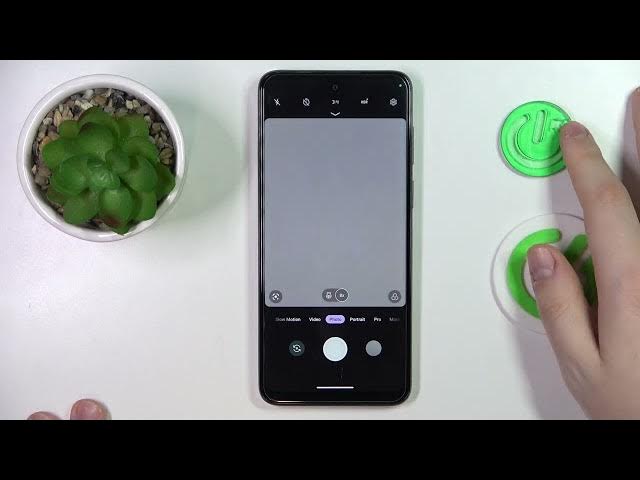 Video thumbnail for How to Set Maximum Camera Zoom on MOTOROLA Moto G13