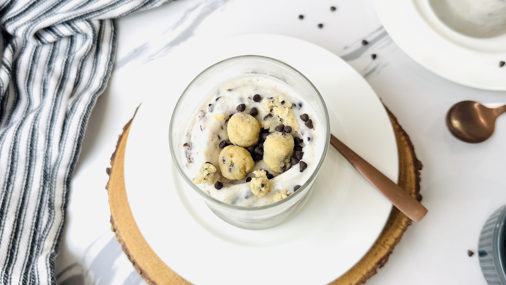 Video thumbnail for DIY Deluxe Dairy Queen Cookie Dough Blizzard Recipe