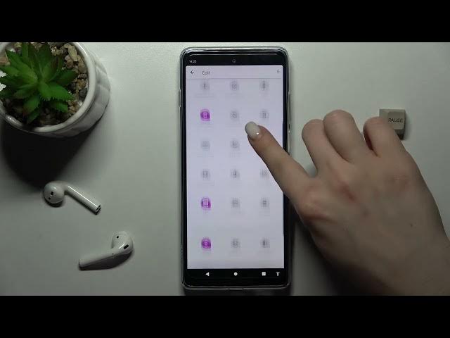 Video thumbnail for How to Manage Notification Bar in MOTOROLA Moto G200 – Notification Panel Shortcuts