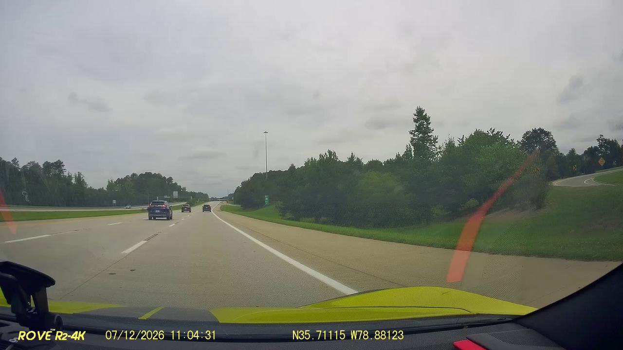 Video thumbnail for Impatient Driver Crashes Into Two Cars on the Highway