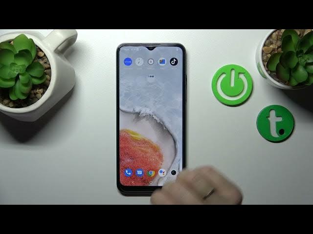Video thumbnail for How to Create Home Screen Folders on VIVO Y16? - Group App in Folders