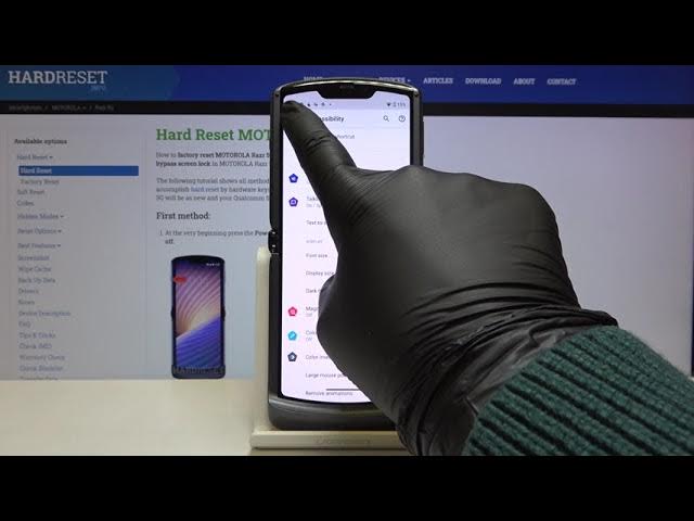 Video thumbnail for How to Enable Talkback in MOTOROLA Razr 5G – Manage Talkback Option
