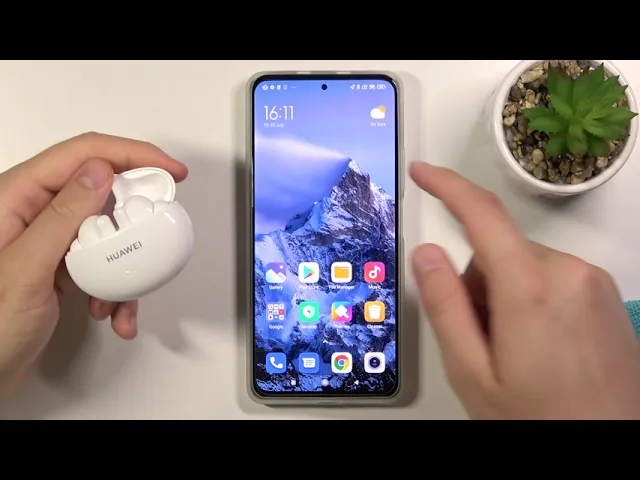 Video thumbnail for How to Disconnect HUAWEI FreeBuds 4i from Android Phone – Unpair / Remove Connection