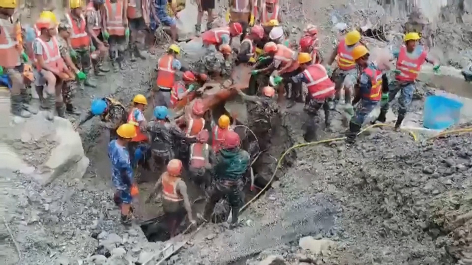 Video thumbnail for Moment two workers are pulled alive from Nepal tunnel