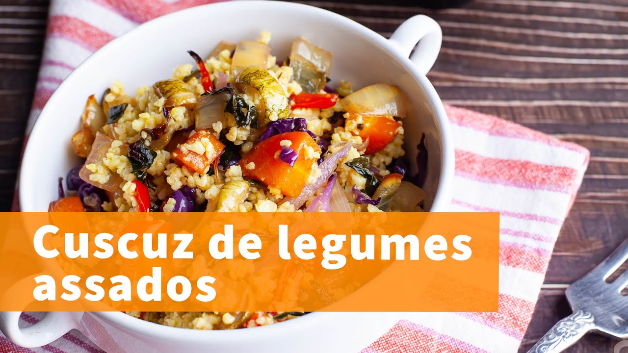 Video thumbnail for Receita MUITO saudável e fácil - Cuscuz com legumes assado delicioso!