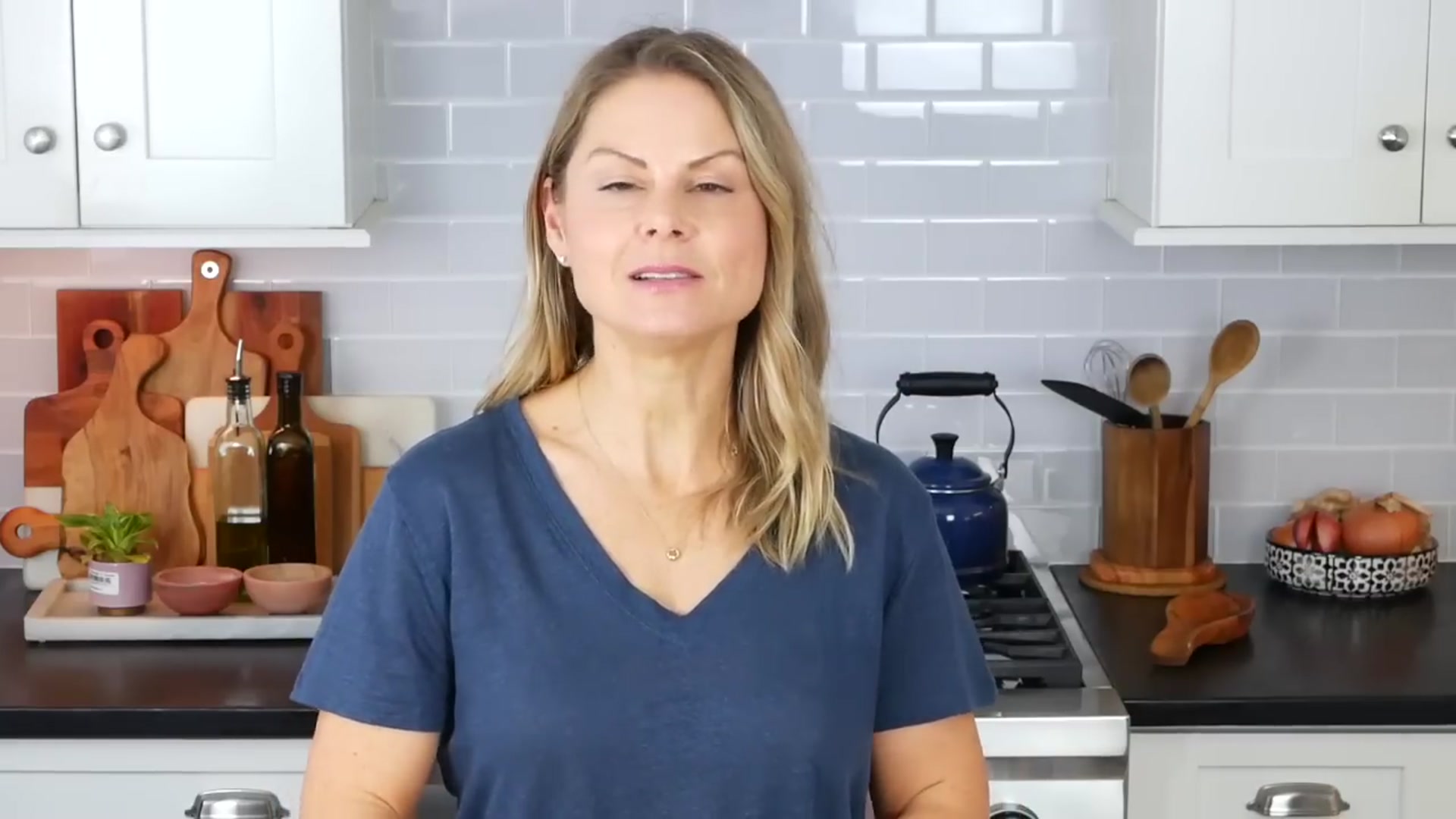 Video thumbnail for 21.ENERGY BALLS ¦ no bake oatmeal raisin energy bites (720p 30fps)