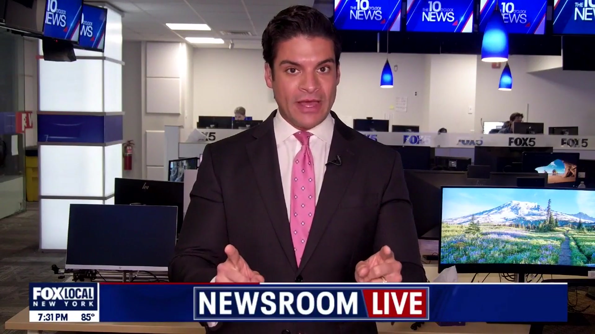 Video thumbnail for Housing market squeeze leaves buyers priced out amid fierce bidding wars