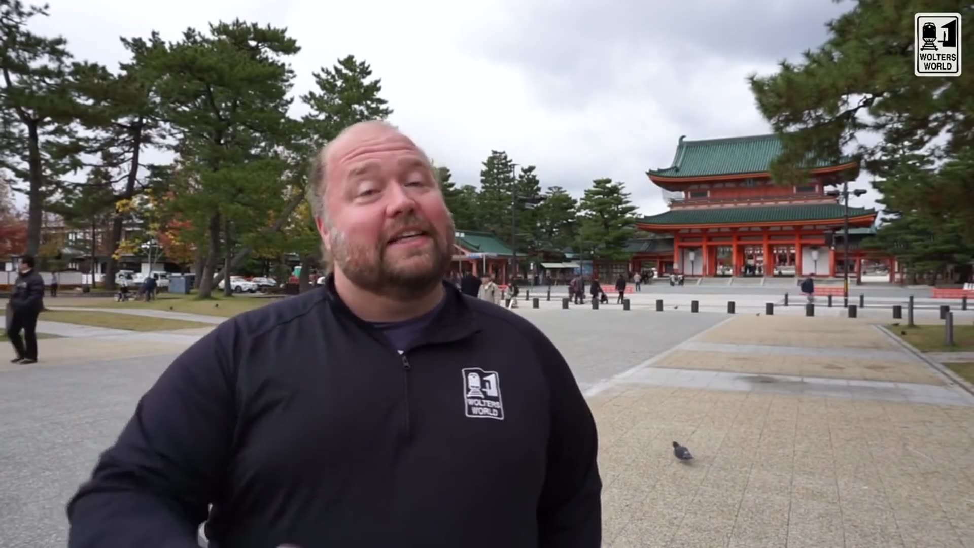'Video thumbnail for Kyoto - 5 Things Tourists Love & Hate about Visiting Kyoto, Japan'