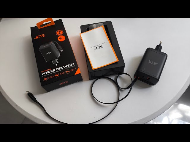 Video thumbnail for JETE E12 70W USB-C : Small Travel Charger Unboxing - Emergency ASUS Laptop Charging