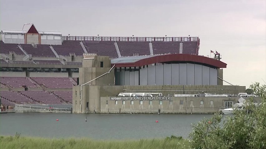 Video thumbnail for Beach Boys postpone concert at Jones Beach
