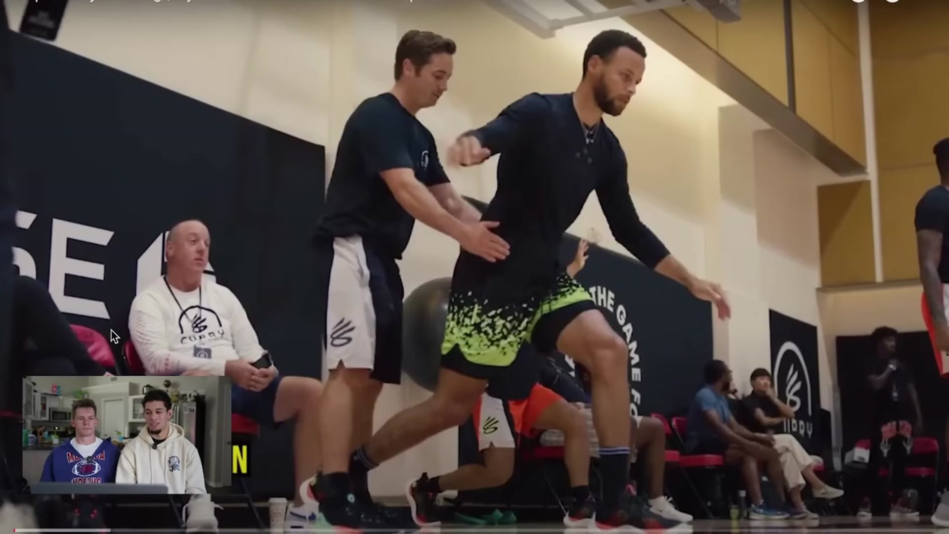 'Video thumbnail for Pro Dunker Reacts To Steph Curry’s Workouts!'