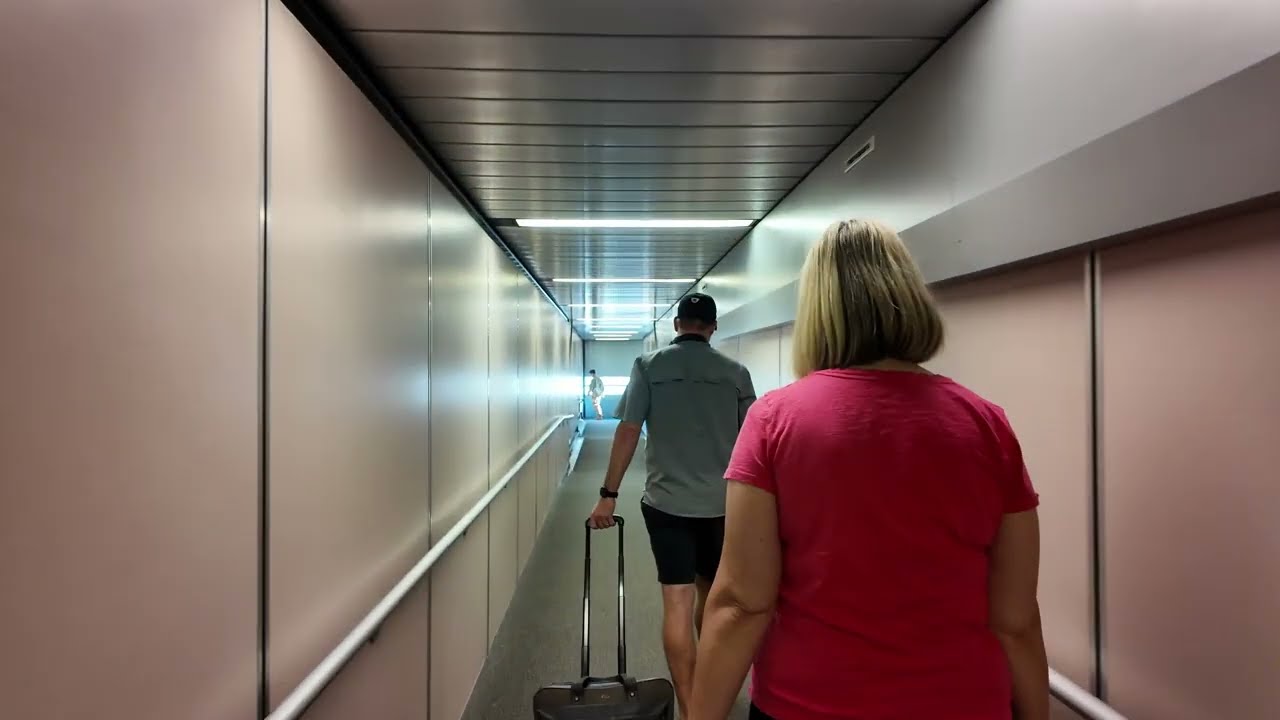 Video thumbnail for Tampa Airport Departure TPA