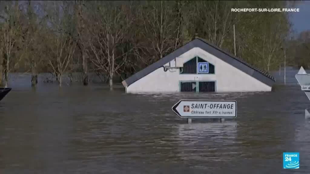 Video thumbnail for Flood-hit western France braces for Storm Pedro