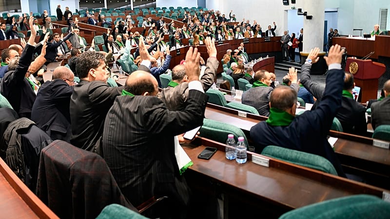 Video thumbnail for Algeria passes law declaring French colonisation a state crime, demands apology and reparations