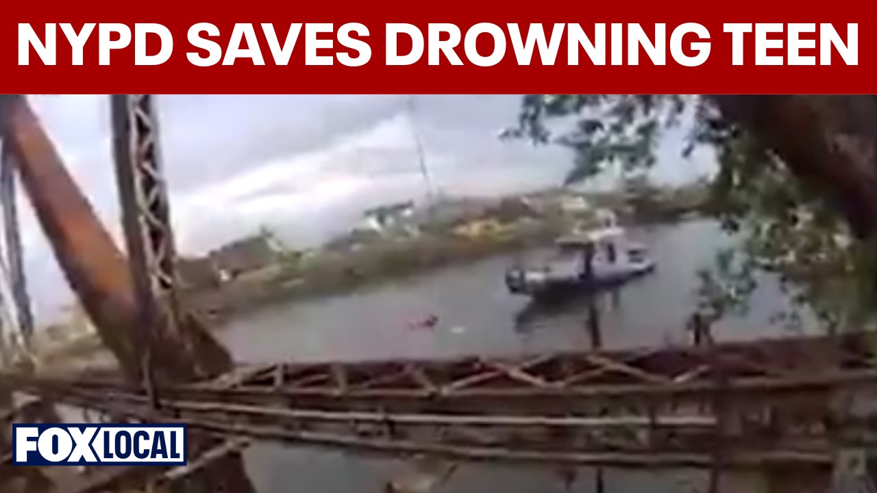 Video thumbnail for NYPD officer dives into Newtown Creek to rescue drowning teen