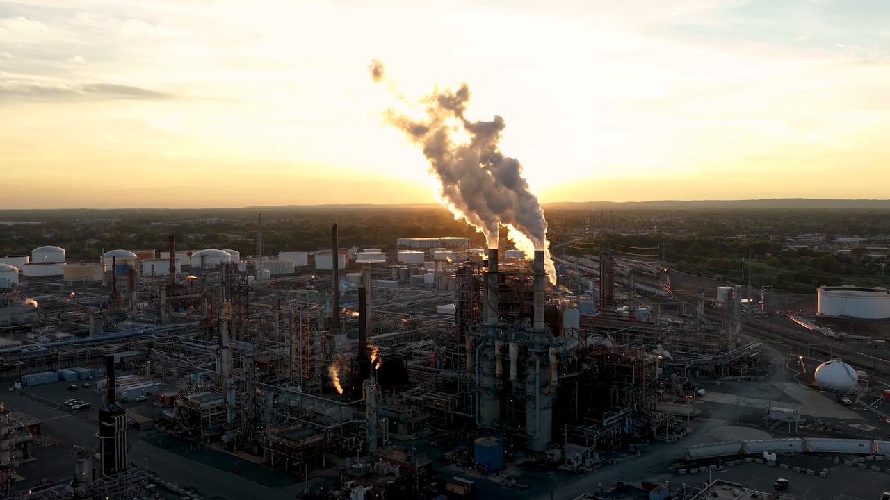 Video thumbnail for US: Diesel prices continue to rise in US, exceeding $6.2 per gallon.