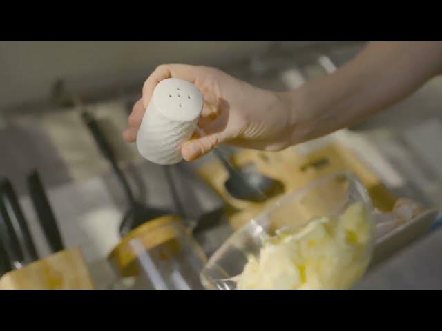 Video thumbnail for The Creamiest Mashed Potatoes Ever!