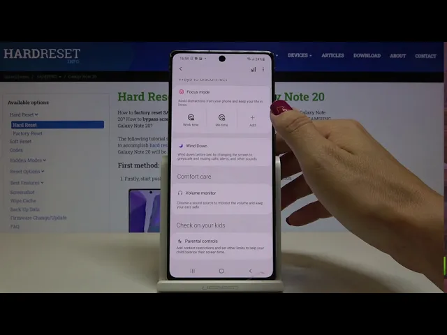 Video thumbnail for How to Enable Screen Time in SAMSUNG Galaxy Note 20 – Screen Timeout Configuration