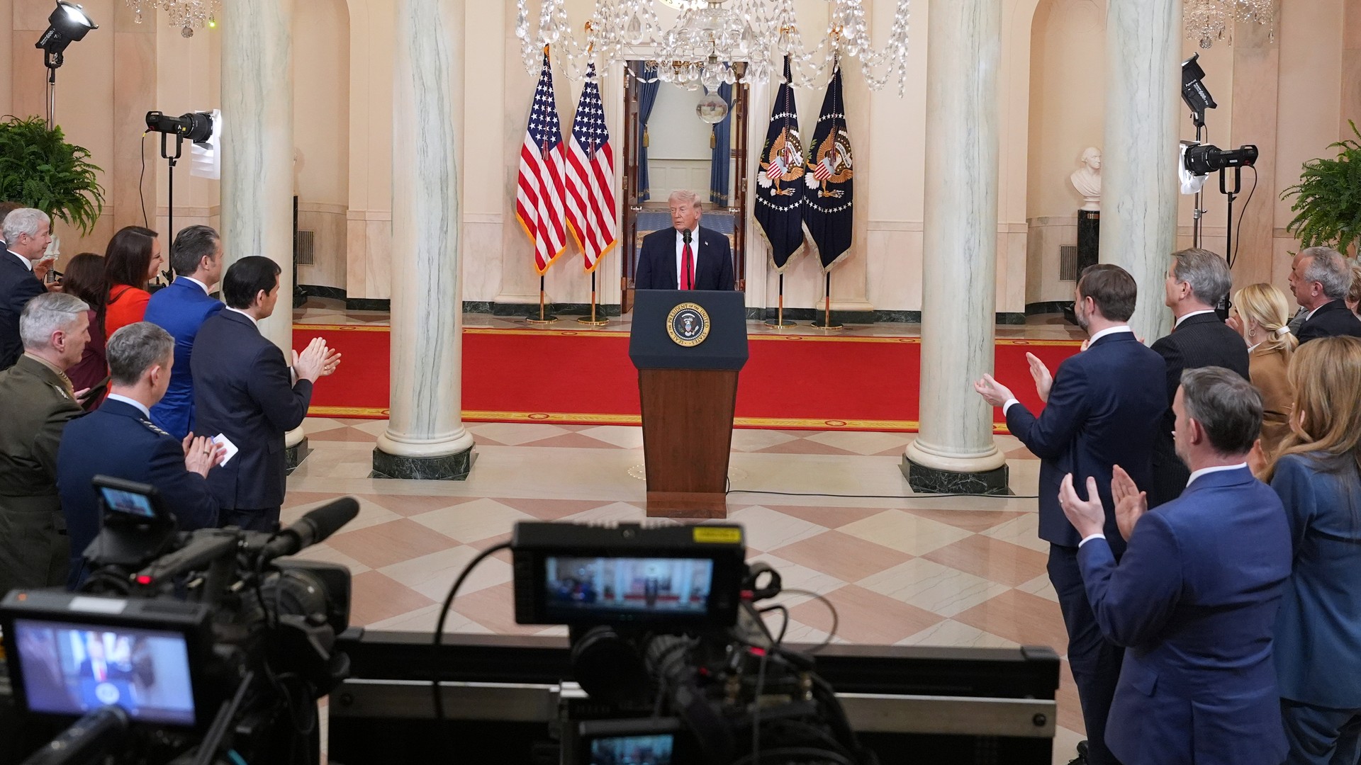 Video thumbnail for Trump promises ‘really big’ election announcement in rare prime-time address