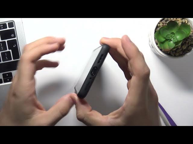 Video thumbnail for How to clean USB on Xiaomi Black Shark 5 Pro / Fix charging port with household items on BlackShark