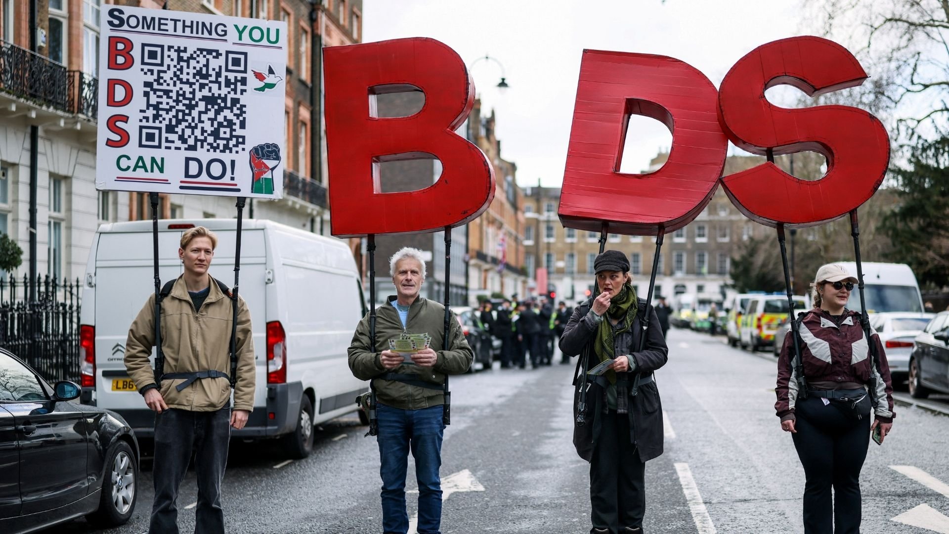 Video thumbnail for Ireland pushes EU to ban Israeli settlement goods as West Bank attacks rise